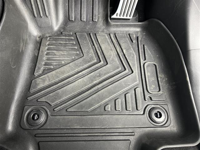 ハリアーハイブリッド Z レザーパッケージ 禁煙車 純正12.3インチナビ JBLサウンド ETC2.0 モデリスタエアロ サンルーフ ヘッドアップディスプレイ シートヒーター シートベンチレーション ブラインドスポットモニター 全方位カメラ(27枚目)