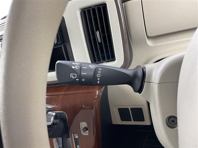 ムーヴキャンバス Ｘリミテッドメイクアップ　ＳＡＩＩ　禁煙車　オーディオ　両側パワースライドドア　衝突軽減ブレーキ　アイドリングストップ　レーンキープアシスト　オートエアコン　フロアマット　スマートキー　プッシュスタート　ベンチシート　電動格納ミラー（12枚目）