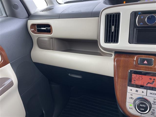 ムーヴキャンバス Ｘリミテッドメイクアップ　ＳＡＩＩ　禁煙車　オーディオ　両側パワースライドドア　衝突軽減ブレーキ　アイドリングストップ　レーンキープアシスト　オートエアコン　フロアマット　スマートキー　プッシュスタート　ベンチシート　電動格納ミラー（18枚目）