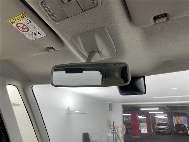 ムーヴキャンバス Ｘリミテッドメイクアップ　ＳＡＩＩ　禁煙車　オーディオ　両側パワースライドドア　衝突軽減ブレーキ　アイドリングストップ　レーンキープアシスト　オートエアコン　フロアマット　スマートキー　プッシュスタート　ベンチシート　電動格納ミラー（20枚目）