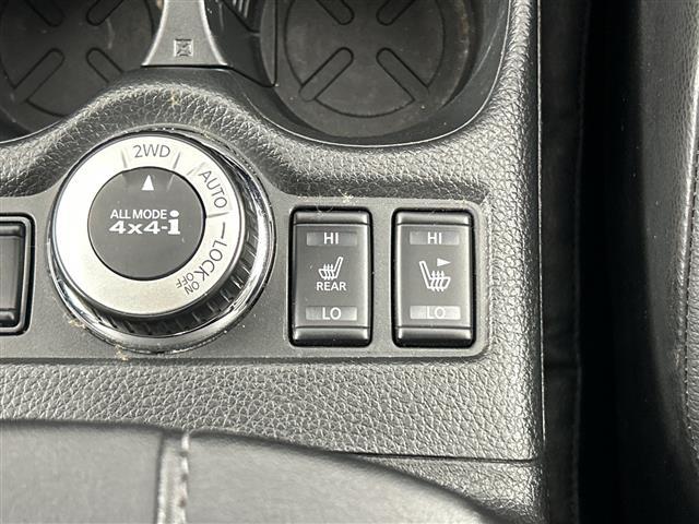 エクストレイル ２０Ｘｉ　禁煙　純正９インチナビ　プロパイロット　ドライブレコーダ　衝突軽減ブレーキ　全周囲カメラ　電動リアゲート　フルセグＴＶ　ＥＴＣ　デジタルインナーミラーミラー　電動パーキングブレーキ　ＬＥＤヘッドライト（11枚目）