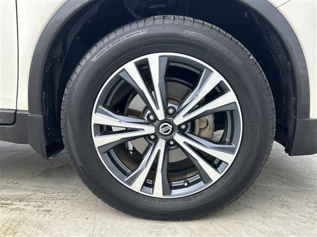 エクストレイル ２０Ｘｉ　禁煙　純正９インチナビ　プロパイロット　ドライブレコーダ　衝突軽減ブレーキ　全周囲カメラ　電動リアゲート　フルセグＴＶ　ＥＴＣ　デジタルインナーミラーミラー　電動パーキングブレーキ　ＬＥＤヘッドライト（35枚目）