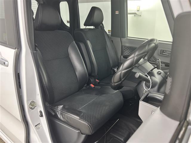 タント カスタムＲＳ　禁煙車　純正７インチナビ　バックカメラ　衝突軽減ブレーキ　両側パワースライドドア　ドライブレコーダー　アイドリングストップ　パーキングセンサー　Ｂｌｕｅｔｏｏｔｈ　スマートキー　ＬＥＤヘッドライト（18枚目）