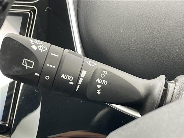 プリウス Sセーフティプラス 禁煙車 純正9インチナビ バックカメラ 衝突軽減ブレーキ パーキングアシスト 追従式クルーズコントロール レーンキープアシスト オートマチックハイビーム ETC2.0 Bluetooth フルセグTV(19枚目)