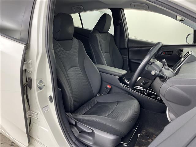 プリウス Sセーフティプラス 禁煙車 純正9インチナビ バックカメラ 衝突軽減ブレーキ パーキングアシスト 追従式クルーズコントロール レーンキープアシスト オートマチックハイビーム ETC2.0 Bluetooth フルセグTV(22枚目)