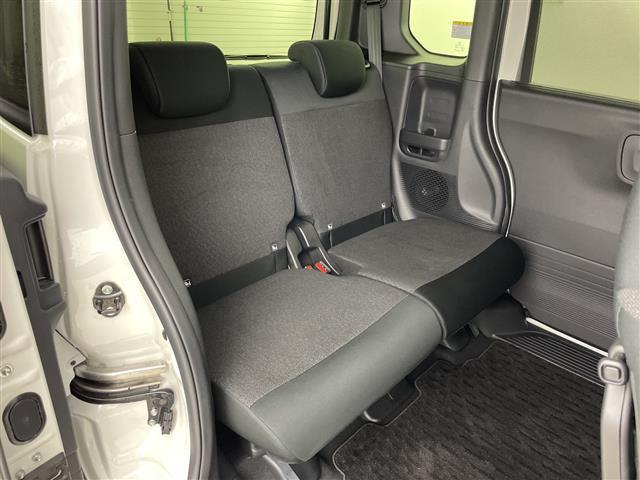 N-BOXカスタム ベースグレード 禁煙車 純正9インチナビ バックカメラ 衝突軽減ブレーキ シートヒーター 両側パワースライドドア レーダークルーズコントロール ETC レーンキープアシスト 純正アルミホイール Bluetooth(26枚目)