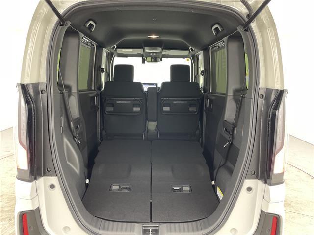 N-BOXカスタム ベースグレード 禁煙車 純正9インチナビ バックカメラ 衝突軽減ブレーキ シートヒーター 両側パワースライドドア レーダークルーズコントロール ETC レーンキープアシスト 純正アルミホイール Bluetooth(31枚目)