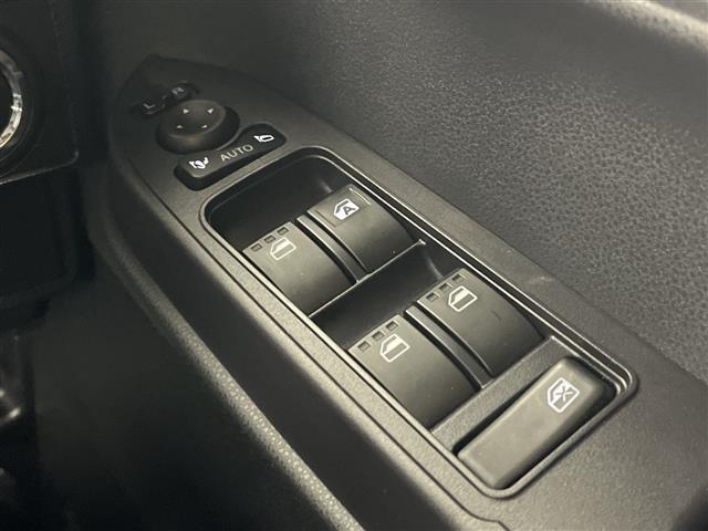 タント カスタムＲＳ　７インチナビ　バックカメラ　ＥＴＣ　衝突軽減ブレーキ　シートヒーター　両側パワースライドドア　アイドリングストップ　コーナーセンサー　レーンキープアシスト　オートマチックハイビーム　Ｂｌｕｅｔｏｏｔｈ（18枚目）