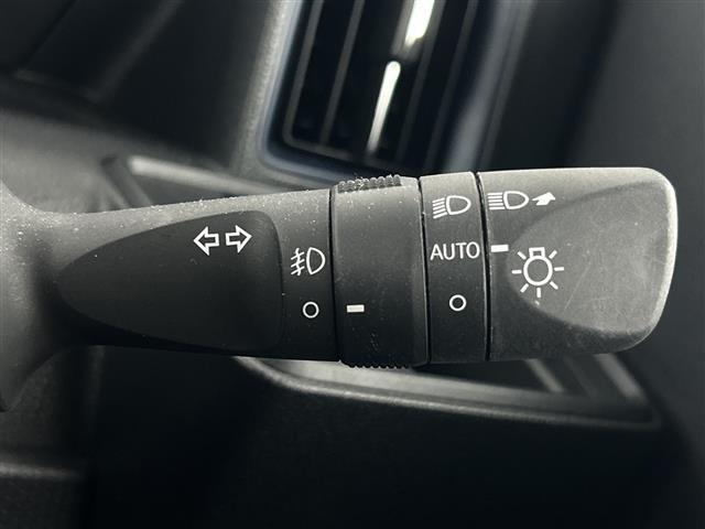 タント カスタムＲＳ　禁煙車　７インチナビ　バックカメラ　衝突軽減ブレーキ　両側パワースライドドア　シートヒーター　アイドリングストップ　パーキングセンサー　スマートキー　プッシュスタート　Ｂｌｕｅｔｏｏｔｈ　フルセグＴＶ（15枚目）