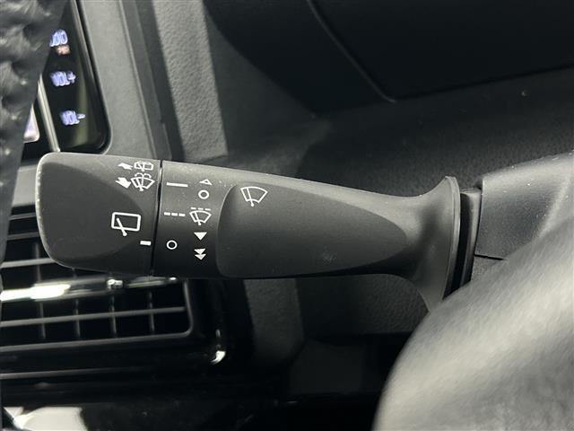 タント カスタムＲＳ　禁煙車　７インチナビ　バックカメラ　衝突軽減ブレーキ　両側パワースライドドア　シートヒーター　アイドリングストップ　パーキングセンサー　スマートキー　プッシュスタート　Ｂｌｕｅｔｏｏｔｈ　フルセグＴＶ（16枚目）