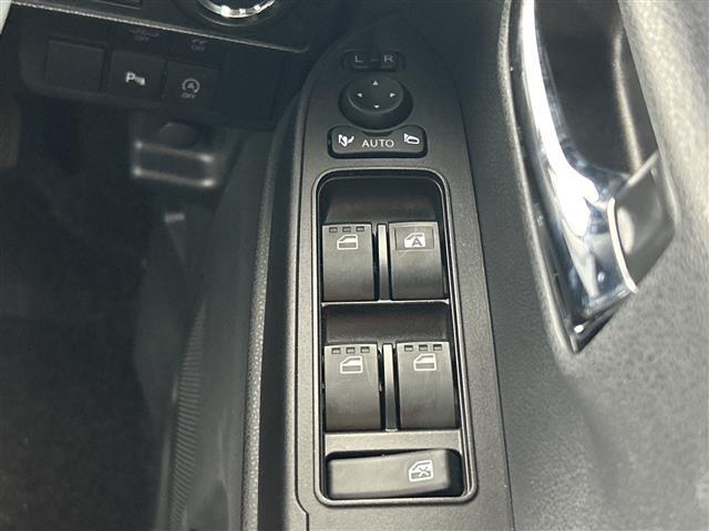 タント カスタムＲＳ　禁煙車　７インチナビ　バックカメラ　衝突軽減ブレーキ　両側パワースライドドア　シートヒーター　アイドリングストップ　パーキングセンサー　スマートキー　プッシュスタート　Ｂｌｕｅｔｏｏｔｈ　フルセグＴＶ（17枚目）