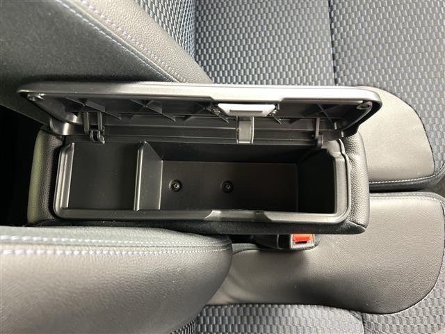 タント カスタムＲＳ　禁煙車　７インチナビ　バックカメラ　衝突軽減ブレーキ　両側パワースライドドア　シートヒーター　アイドリングストップ　パーキングセンサー　スマートキー　プッシュスタート　Ｂｌｕｅｔｏｏｔｈ　フルセグＴＶ（20枚目）