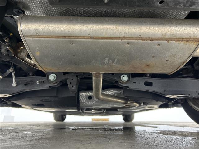 プリウスPHV Aレザーパッケージ 禁煙車 純正11インチナビ 本革シート 衝突軽減ブレーキ ブラインドスポットモニター ステアリングヒーター パーキングアシスト ドライブレコーダー シートヒーター パワーシート ETC2.0 LED(43枚目)
