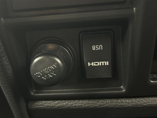 デリカD:5 ブラックエディション 登録済未使用車 アルパイン11インチナビ フリップダウンモニター 全方位カメラ 電動サイドステップ ブラインドスポットモニター シートヒーター ステアリングヒーター HDMI アイドリングストップ(7枚目)
