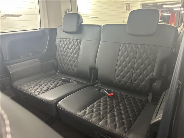 デリカD:5 ブラックエディション 登録済未使用車 アルパイン11インチナビ フリップダウンモニター 全方位カメラ 電動サイドステップ ブラインドスポットモニター シートヒーター ステアリングヒーター HDMI アイドリングストップ(28枚目)