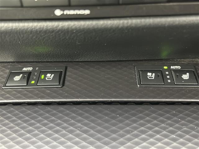 ＧＳ ＧＳ３００　Ｆスポーツ　禁煙車　純正１２．３インチナビ　サンルーフ　衝突軽減ブレーキ　バックカメラ　ドライブレコーダー　ＥＴＣ２．０　ステアリングヒーター　ブラインドスポットモニター　シートベンチレーション　シートヒーター（10枚目）