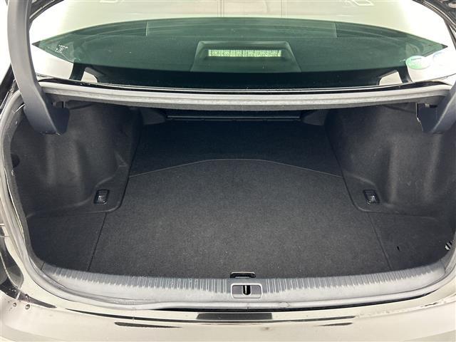 IS IS200t Fスポーツ 純正7インチナビ サンルーフ バックカメラ ETC ブラインドスポットモニター 衝突軽減ブレーキ レーダークルーズコントロール 本革シート シートヒーター シートベンチレーション LEDヘッドライト(29枚目)