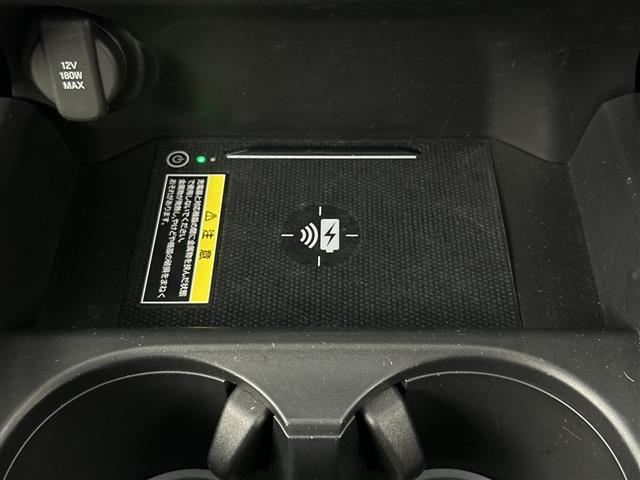 ZR-V e:HEV Z 禁煙車 純正9インチナビ BOSEサウンド ETC2.0 全方位カメラ 衝突軽減ブレーキ ブラインドスポットモニター ワイヤレス充電 ステアリングヒーター シートヒーター パワーバックドア LED(8枚目)