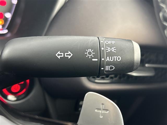 ZR-V e:HEV Z 禁煙車 純正9インチナビ BOSEサウンド ETC2.0 全方位カメラ 衝突軽減ブレーキ ブラインドスポットモニター ワイヤレス充電 ステアリングヒーター シートヒーター パワーバックドア LED(21枚目)