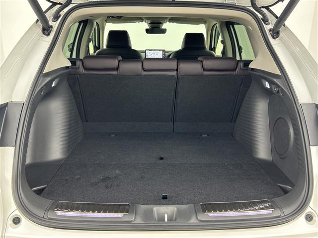 ZR-V e:HEV Z 禁煙車 純正9インチナビ BOSEサウンド ETC2.0 全方位カメラ 衝突軽減ブレーキ ブラインドスポットモニター ワイヤレス充電 ステアリングヒーター シートヒーター パワーバックドア LED(29枚目)