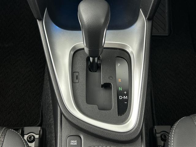 ヤリスクロス Z 禁煙車 純正8インチナビ 全方位カメラ 衝突軽減ブレーキ ブラインドスポットモニター ドライブレコーダー ETC2.0 シートヒーター ステアリングヒーター レーダークルーズコントロール スマートキー(13枚目)