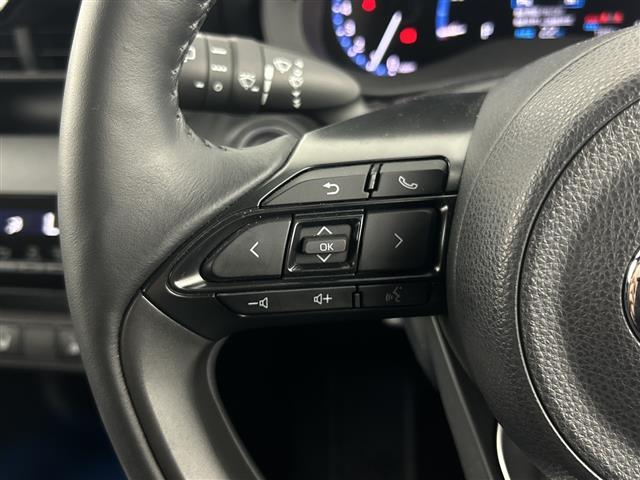 ヤリスクロス Z 禁煙車 純正8インチナビ 全方位カメラ 衝突軽減ブレーキ ブラインドスポットモニター ドライブレコーダー ETC2.0 シートヒーター ステアリングヒーター レーダークルーズコントロール スマートキー(19枚目)