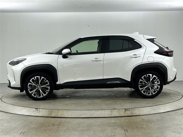 ヤリスクロス Z 禁煙車 純正8インチナビ 全方位カメラ 衝突軽減ブレーキ ブラインドスポットモニター ドライブレコーダー ETC2.0 シートヒーター ステアリングヒーター レーダークルーズコントロール スマートキー(33枚目)