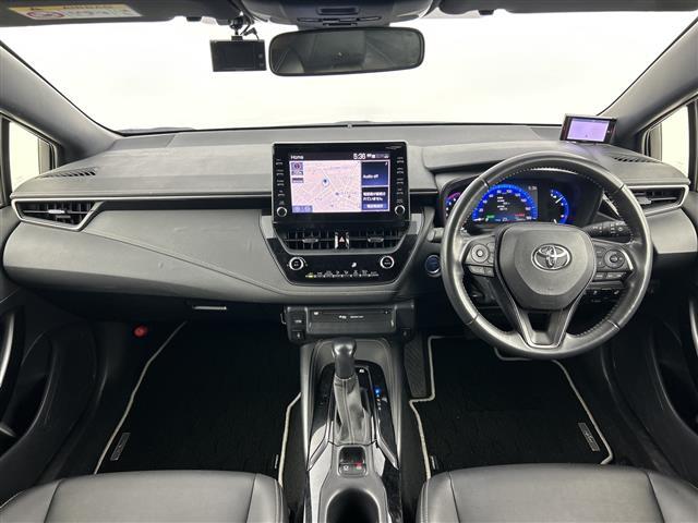 カローラツーリング ハイブリッド ダブルバイビー 禁煙車 純正9インチナビ バックカメラ 衝突軽減ブレーキ AC100V電源 ステアリングヒーター シートヒーター ドライブレコーダー ETC レーダークルーズコントロール オートマチックハイビーム(2枚目)