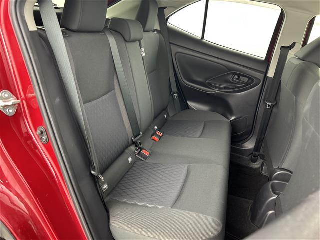 ヤリスクロス ハイブリッドG 禁煙車 ワンオーナー 純正8インチディスプレイオーディオ ETC 衝突軽減ブレーキ パワーバックドア レーダークルーズコントロール オートマチックハイビーム レーンキープアシスト 純正アルミホイール(25枚目)