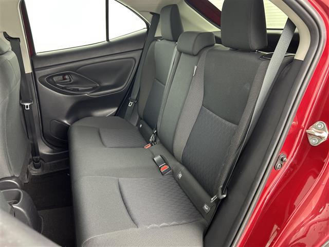 ヤリスクロス ハイブリッドG 禁煙車 ワンオーナー 純正8インチディスプレイオーディオ ETC 衝突軽減ブレーキ パワーバックドア レーダークルーズコントロール オートマチックハイビーム レーンキープアシスト 純正アルミホイール(26枚目)