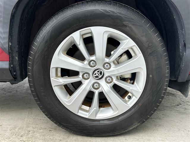 ヤリスクロス ハイブリッドG 禁煙車 ワンオーナー 純正8インチディスプレイオーディオ ETC 衝突軽減ブレーキ パワーバックドア レーダークルーズコントロール オートマチックハイビーム レーンキープアシスト 純正アルミホイール(41枚目)