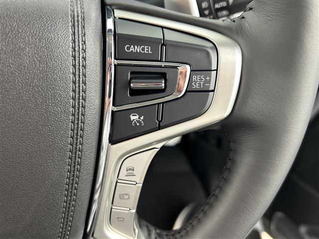 デリカＤ：５ ブラックエディション　登録済未使用車　アルパイン１１インチナビ　全方位カメラ　衝突軽減ブレーキ　レーダークルーズコントロール　ブラインドスポットモニター　レーンキープアシスト　オートマチックハイビーム　ＬＥＤヘッドライト（19枚目）