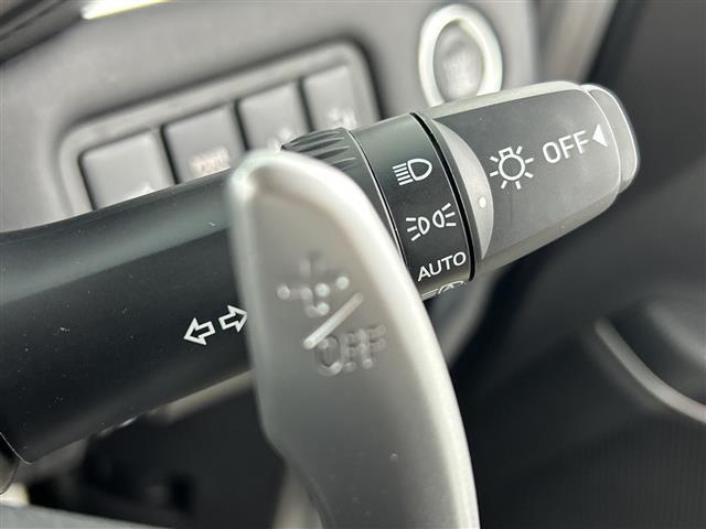 デリカＤ：５ ブラックエディション　登録済未使用車　アルパイン１１インチナビ　全方位カメラ　衝突軽減ブレーキ　レーダークルーズコントロール　ブラインドスポットモニター　レーンキープアシスト　オートマチックハイビーム　ＬＥＤヘッドライト（21枚目）