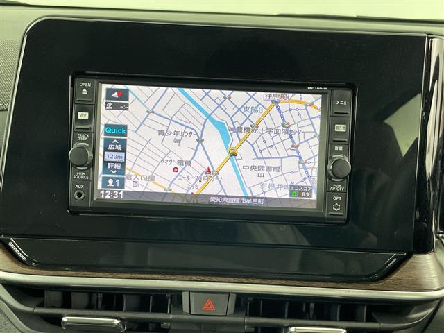 オーラ Ｇ　禁煙車　純正７インチナビ　全方位カメラ　衝突軽減ブレーキ　レーンキープアシスト　純正エアロ　ブラインドスポットモニター　デジタルインナーミラー　コーナーセンサー　Ｂｌｕｅｔｏｏｔｈ　　スマートキー（6枚目）