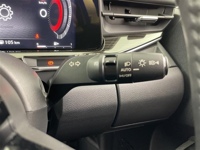 オーラ Ｇ　禁煙車　純正７インチナビ　全方位カメラ　衝突軽減ブレーキ　レーンキープアシスト　純正エアロ　ブラインドスポットモニター　デジタルインナーミラー　コーナーセンサー　Ｂｌｕｅｔｏｏｔｈ　　スマートキー（19枚目）