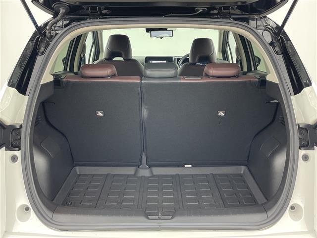 オーラ Ｇ　禁煙車　純正７インチナビ　全方位カメラ　衝突軽減ブレーキ　レーンキープアシスト　純正エアロ　ブラインドスポットモニター　デジタルインナーミラー　コーナーセンサー　Ｂｌｕｅｔｏｏｔｈ　　スマートキー（27枚目）