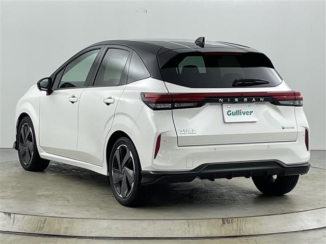 オーラ Ｇ　禁煙車　純正７インチナビ　全方位カメラ　衝突軽減ブレーキ　レーンキープアシスト　純正エアロ　ブラインドスポットモニター　デジタルインナーミラー　コーナーセンサー　Ｂｌｕｅｔｏｏｔｈ　　スマートキー（32枚目）