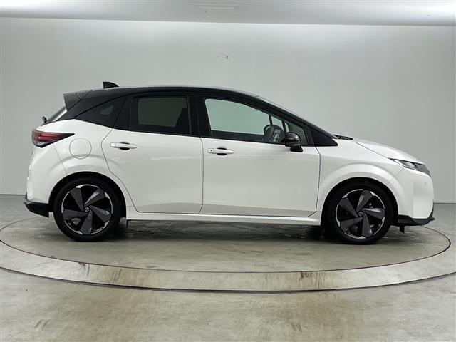 オーラ Ｇ　禁煙車　純正７インチナビ　全方位カメラ　衝突軽減ブレーキ　レーンキープアシスト　純正エアロ　ブラインドスポットモニター　デジタルインナーミラー　コーナーセンサー　Ｂｌｕｅｔｏｏｔｈ　　スマートキー（35枚目）