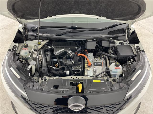 オーラ Ｇ　禁煙車　純正７インチナビ　全方位カメラ　衝突軽減ブレーキ　レーンキープアシスト　純正エアロ　ブラインドスポットモニター　デジタルインナーミラー　コーナーセンサー　Ｂｌｕｅｔｏｏｔｈ　　スマートキー（42枚目）