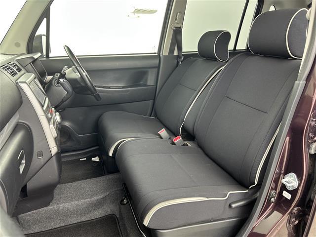 ムーヴコンテ カスタム RS 禁煙車 純正7インチナビ ドライブレコーダー パワーシート ベンチシート ワンセグTV Bluetooth スマートキー 純正アルミホイール スペアタイヤ オートエアコン 純正フロアマット CD SD(17枚目)