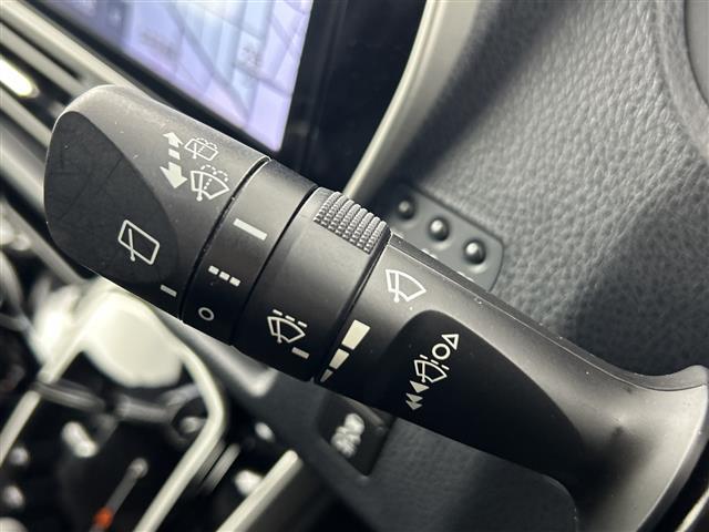 ヴォクシー ZS 煌III 禁煙車 純正10インチナビ フリップダウンモニター ETC2.0 ドライブレコーダー クルーズコントロール 衝突軽減ブレーキ コーナーセンサー HDMI 両側パワースライド 純正アルミホイール USB(19枚目)