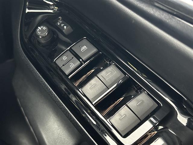 ヴォクシー ZS 煌III 禁煙車 純正10インチナビ フリップダウンモニター ETC2.0 ドライブレコーダー クルーズコントロール 衝突軽減ブレーキ コーナーセンサー HDMI 両側パワースライド 純正アルミホイール USB(21枚目)