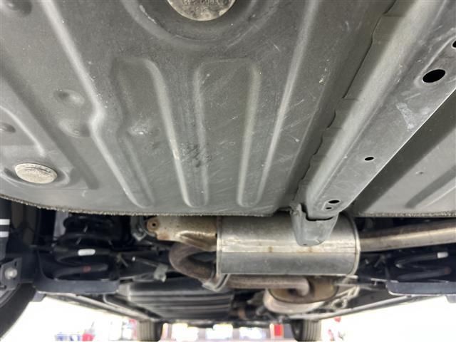 ヴォクシー ZS 煌III 禁煙車 純正10インチナビ フリップダウンモニター ETC2.0 ドライブレコーダー クルーズコントロール 衝突軽減ブレーキ コーナーセンサー HDMI 両側パワースライド 純正アルミホイール USB(43枚目)