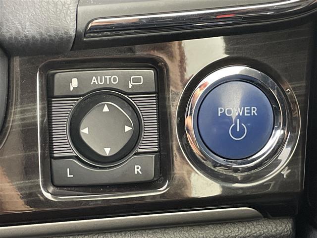 クラウンハイブリッド アスリートS 禁煙車 純正8インチナビ バックカメラ 衝突軽減ブレーキ ドライブレコーダー ステアリングヒーター シートヒーター シートベンチレーション パワーシート レーダークルーズコントロール コーナーセンサー(17枚目)