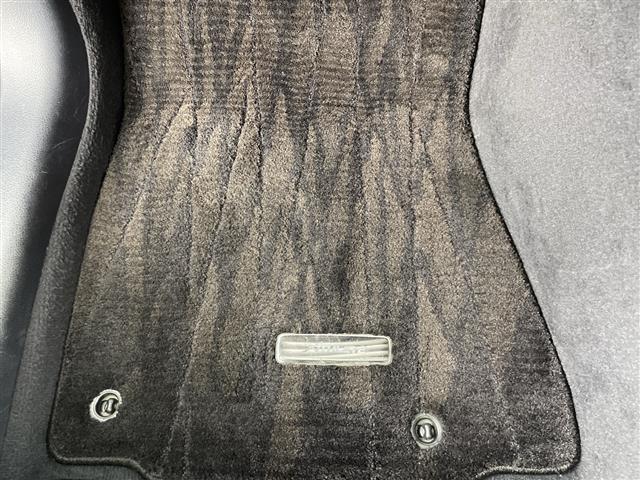 クラウンハイブリッド アスリートS 禁煙車 純正8インチナビ バックカメラ 衝突軽減ブレーキ ドライブレコーダー ステアリングヒーター シートヒーター シートベンチレーション パワーシート レーダークルーズコントロール コーナーセンサー(27枚目)