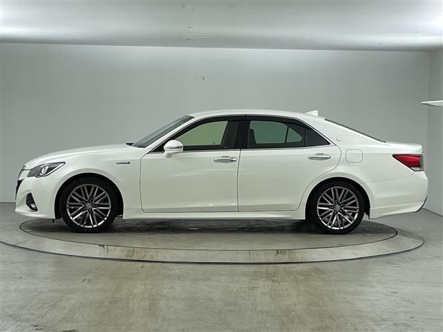 クラウンハイブリッド アスリートS 禁煙車 純正8インチナビ バックカメラ 衝突軽減ブレーキ ドライブレコーダー ステアリングヒーター シートヒーター シートベンチレーション パワーシート レーダークルーズコントロール コーナーセンサー(33枚目)