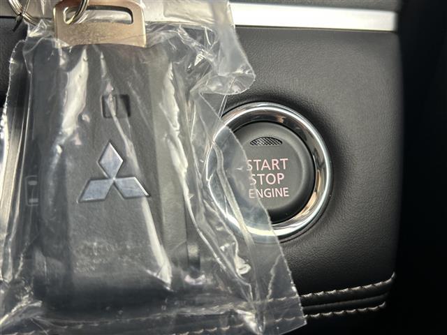 デリカD:5 シャモニー 登録済未使用車 全方位カメラ AC100V電源 シートヒーター 衝突軽減ブレーキ ブラインドスポットモニター レーンキープアシスト レーダークルーズコントロール 両側パワースライドドア スマートキー(15枚目)