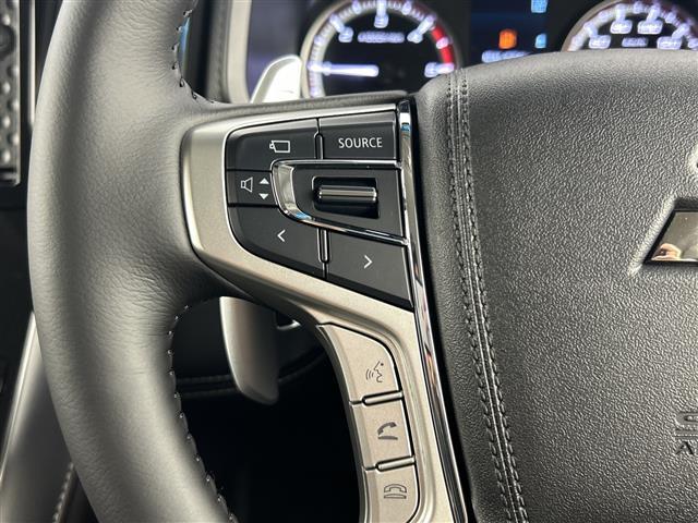 デリカD:5 シャモニー 登録済未使用車 全方位カメラ AC100V電源 シートヒーター 衝突軽減ブレーキ ブラインドスポットモニター レーンキープアシスト レーダークルーズコントロール 両側パワースライドドア スマートキー(18枚目)