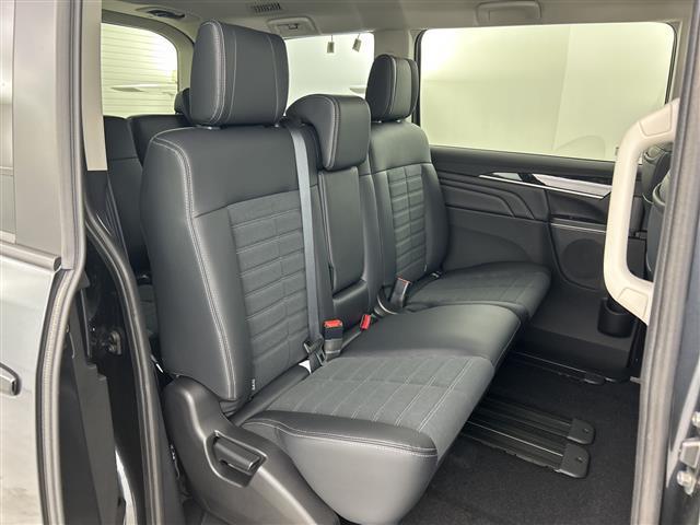 デリカD:5 シャモニー 登録済未使用車 全方位カメラ AC100V電源 シートヒーター 衝突軽減ブレーキ ブラインドスポットモニター レーンキープアシスト レーダークルーズコントロール 両側パワースライドドア スマートキー(25枚目)