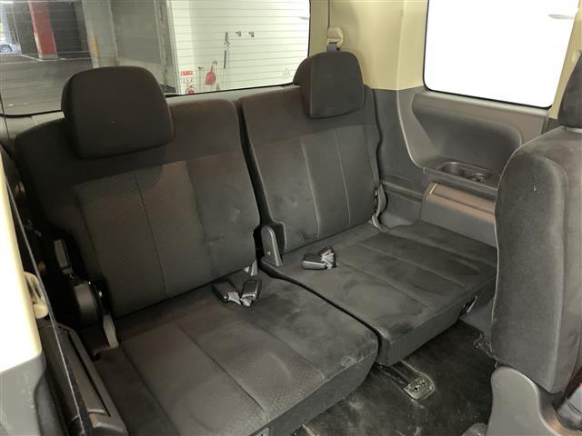 デリカD:5 G パワーパッケージ 禁煙車 純正7インチナビ クルーズコントロール 両側パワースライドドア バックカメラ パドルシフト フロアマット 純正アルミホイール オートエアコン Bluetooth スマートキー ワンセグTV(24枚目)